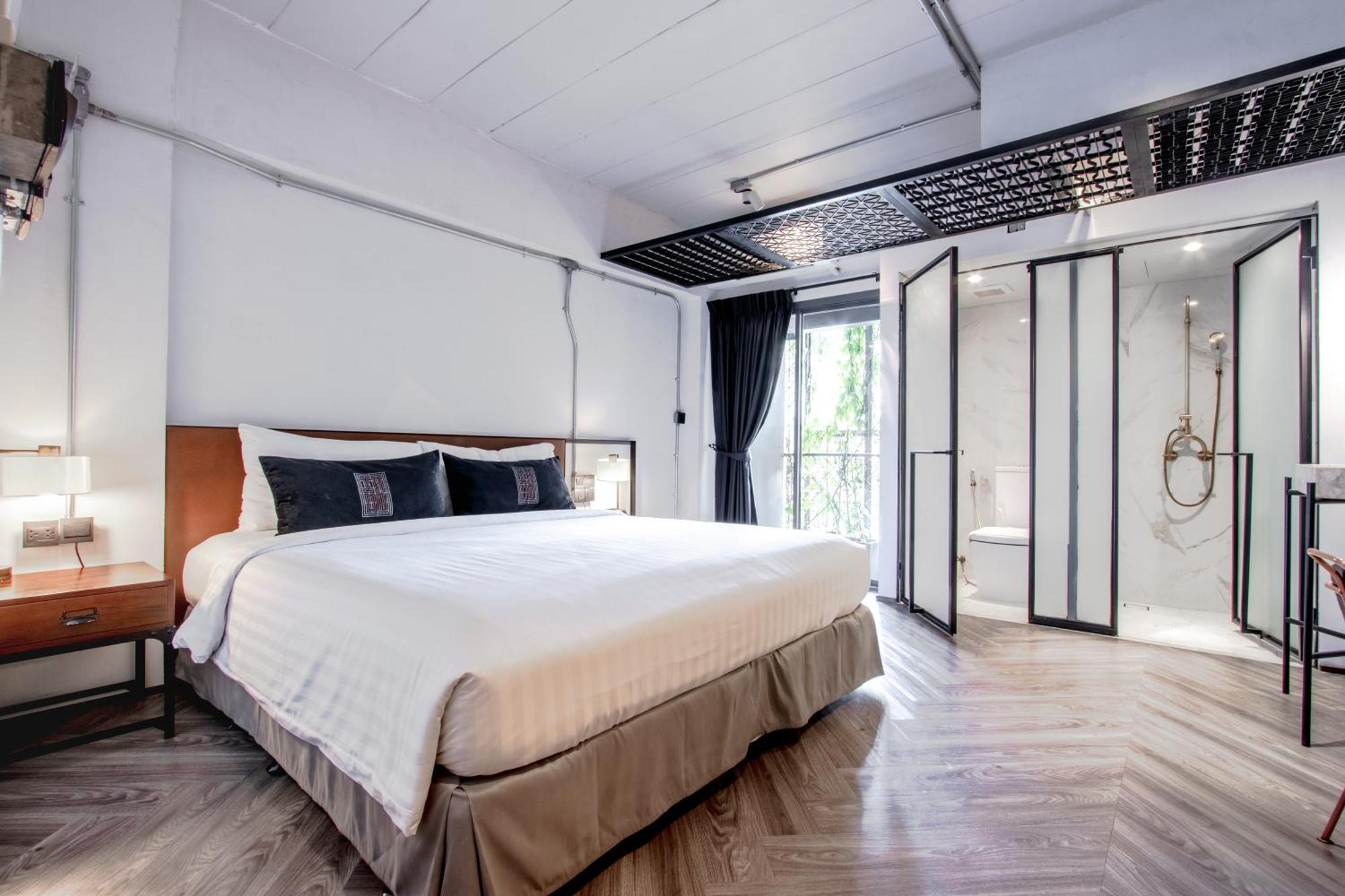 Ir-On Hotel Bangkok Bilik gambar